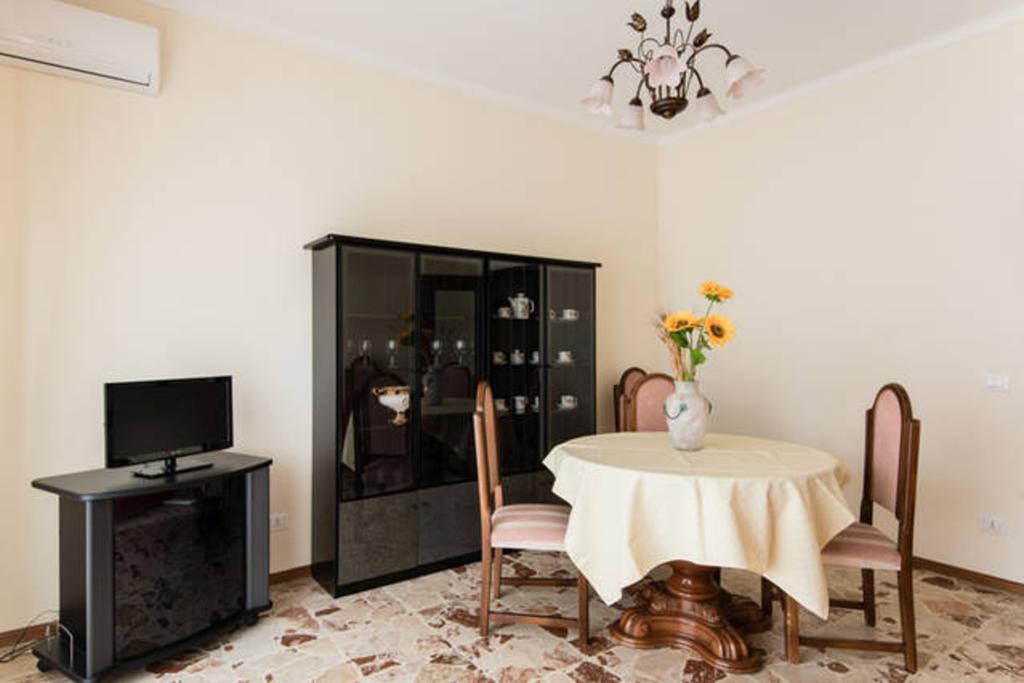 Appartamento Vacanze קטאניה מראה חיצוני תמונה
